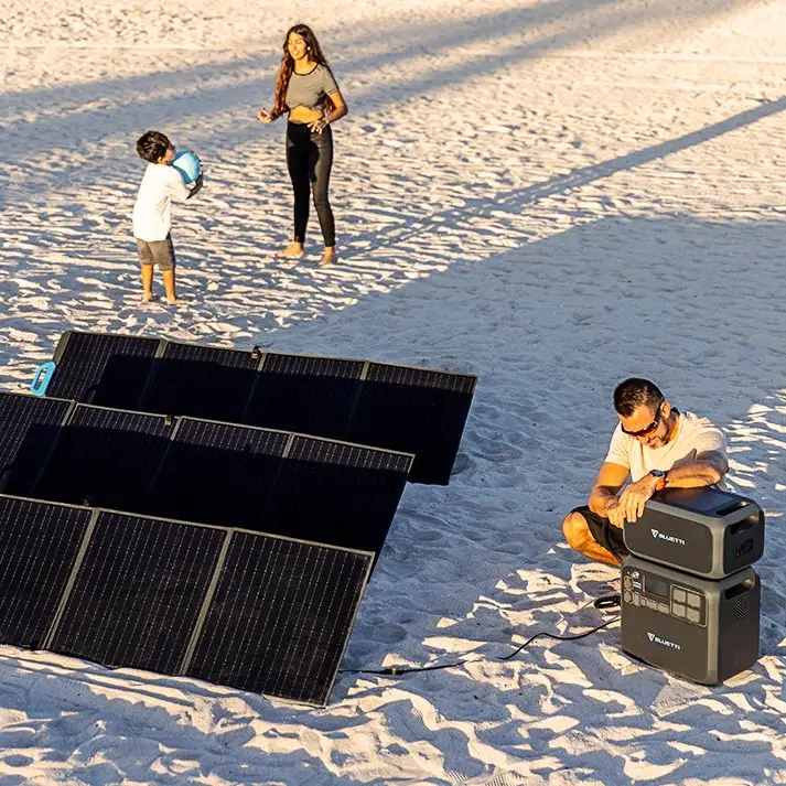 Aplicación generador solar en playa